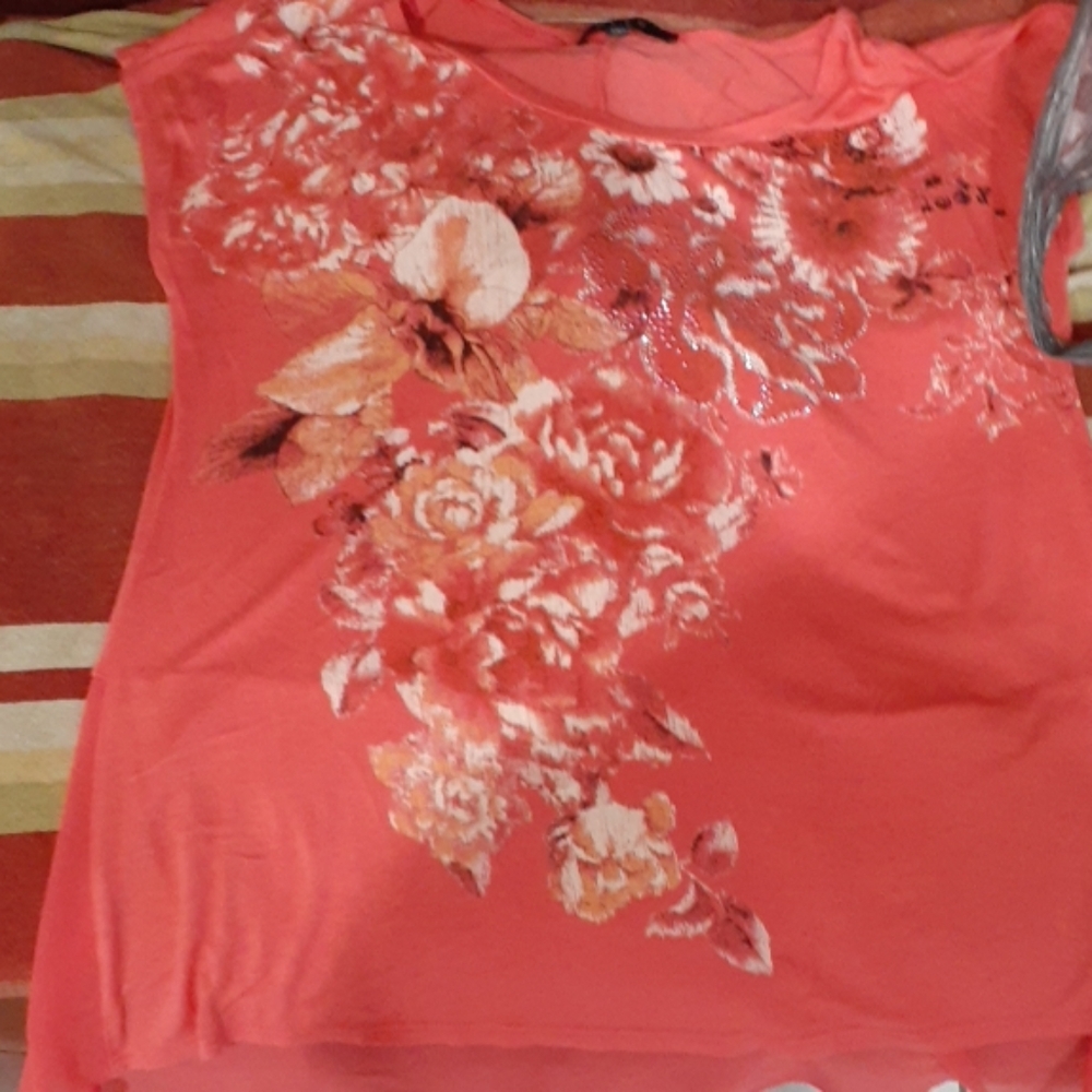 Woman blouse short sleeve